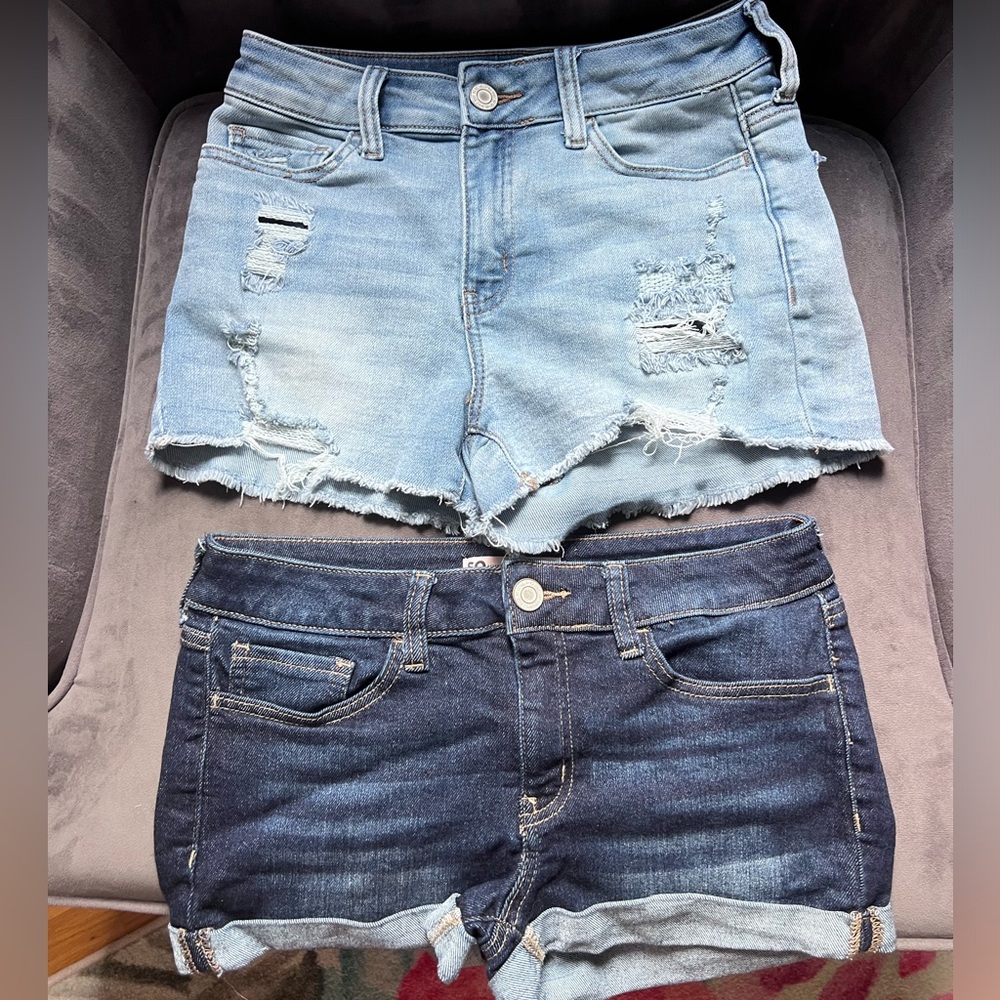 Bundle of 2 pair of SO Denim shorts - size 2